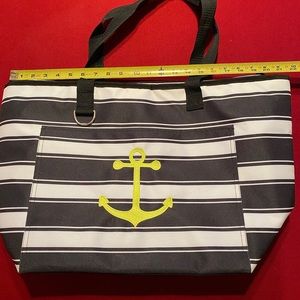 Thirty One insulated tote